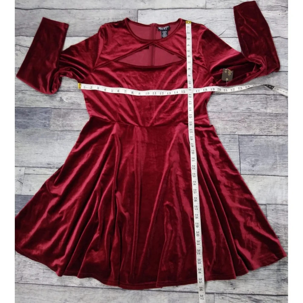NWT Wrangler Retro Burgundy Velvet Dress XL - Picture 6 of 7